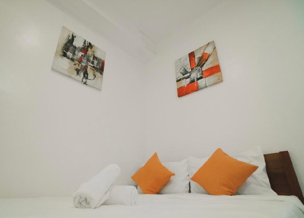 Mountain View Garden Inn קורון מראה חיצוני תמונה